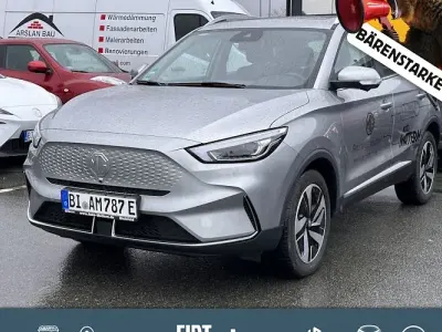 Usata MG ZS Comfort 105 kW (143 CV) 2021 Argento Berlina