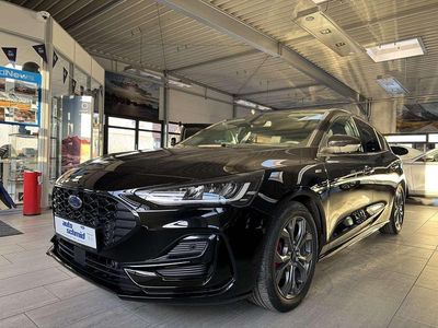 Second-hand Ford Focus ST-Line 155 CP (114 kW) 2024 Negru Berlinǎ