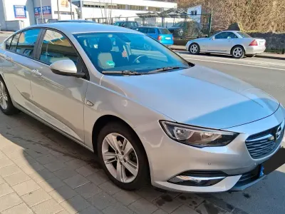 Gebraucht Opel Insignia Sport 136 PS (100 kW) 2018 Silber Limousine