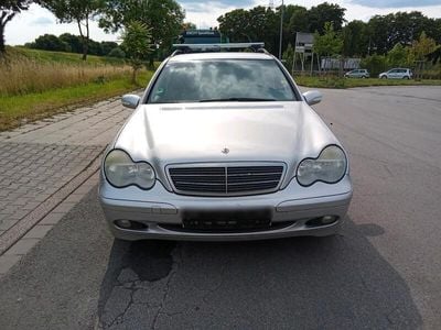 Mercedes C220