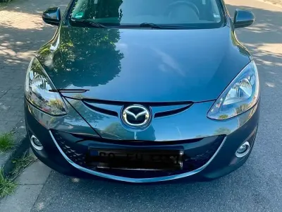 Usata Mazda 2 75 CV (55 kW) 2012 Grigio Utilitaria