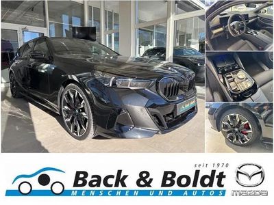 Sapphire schwarz Gebraucht 2025 BMW 540 M Sport Kombi | 82.950 € (Teuer)