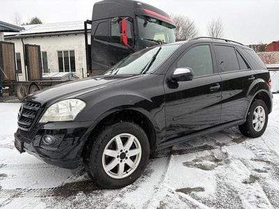 Schwarz Gebraucht 2010 Mercedes ML350 SUV | 5.700 € (Superpreis)