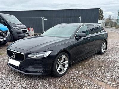 Gebraucht Volvo V90 Momentum 190 PS (139 kW) 2020 Schwarz Kombi