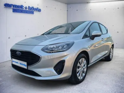Gebraucht Ford Fiesta Cool & Connect 101 PS (74 kW) 2023 Moondust silver (metallic) Kleinwagen