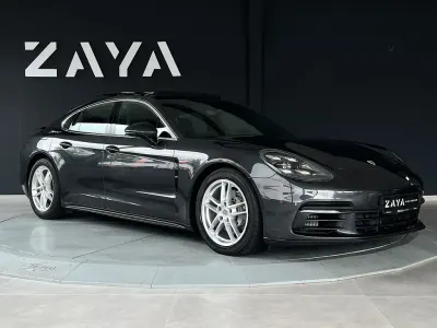 Gebraucht Porsche Panamera 4S Sport 421 PS (309 kW) 2019 Vulkangrau Limousine