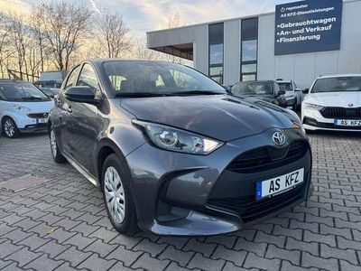 Gebraucht Toyota Yaris Comfort 72 PS (52 kW) 2022 Grau Kleinwagen