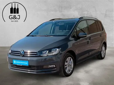 Gebraucht VW Touran Comfortline 150 PS (110 kW) 2024 Grau Van / Kleinbus