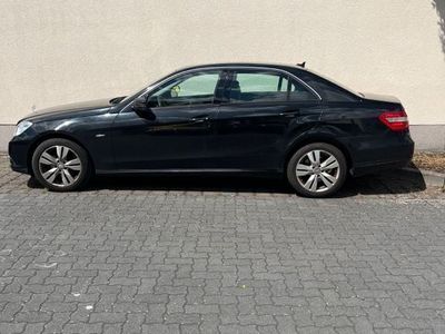 Mercedes E220