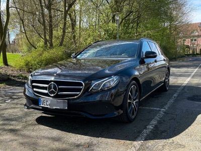 gebraucht Mercedes E300 T Autom.*Pano*Night*Widescreen*Leder*LED