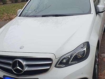 Mercedes E200