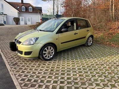 Gebraucht Ford Fiesta Style 69 PS (50 kW) 2007 Gelb Limousine