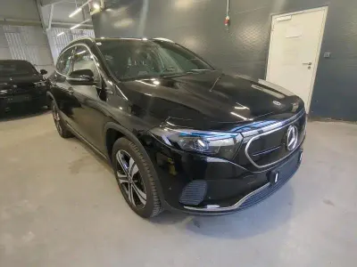 Second-hand Mercedes EQA250 139 kW (190 CP) 2023 Negru SUV