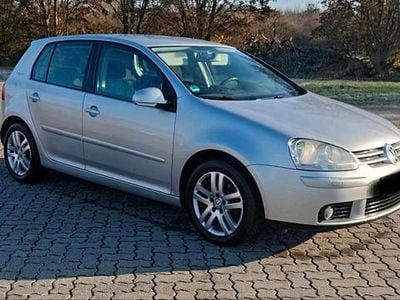 Gebraucht VW Golf V Trendline 102 PS (75 kW) 2007 Silber Kleinwagen