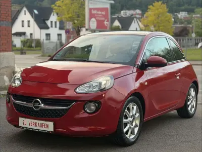 Używany Opel Adam 69 KM (50 kW) 2015 Czerwony Hatchback