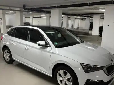 Gebraucht Skoda Scala Style 150 PS (110 kW) 2021 Weiß Kleinwagen