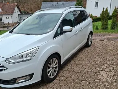 Gebraucht Ford Grand C-Max Titanium 150 PS (110 kW) 2018 Weiß Van / Kleinbus