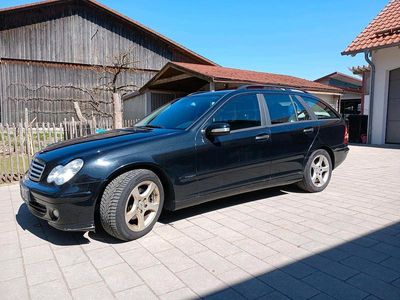 Mercedes C200