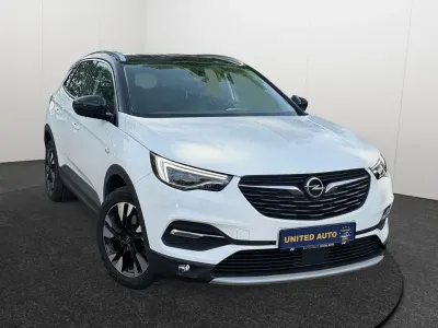 Używany Opel Grandland X Innovation 131 KM (96 kW) 2019 Biały SUV