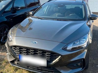 Second-hand Ford Focus ST-Line 125 CP (91 kW) 2019 Gri Break