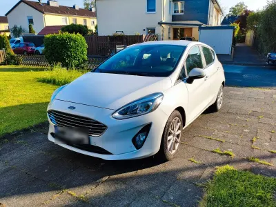 Gebraucht Ford Fiesta Titanium 86 PS (63 kW) 2020 Weiß Kleinwagen