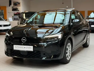 Neu Opel Corsa Edition 101 PS (74 kW) 2025 Schwarz Limousine