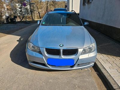 Gebraucht BMW 320 163 PS (119 kW) 2006 Grau Kombi