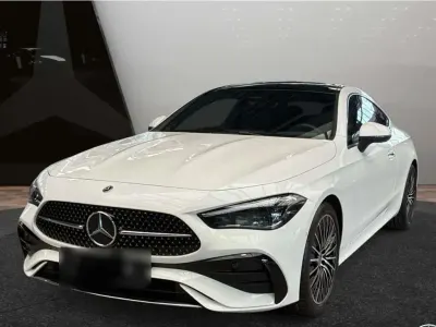 Gebraucht Mercedes CLE200 204 PS (150 kW) 2025 Weiß Coupé