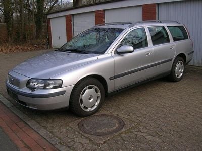 Gebraucht Volvo V70 140 PS (102 kW) 2000 Silber Kombi