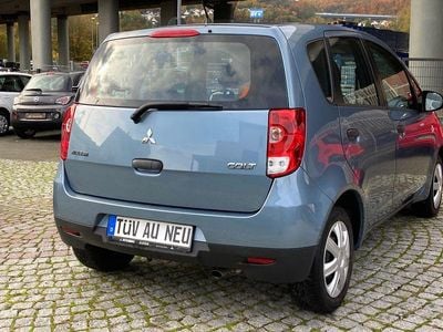 Gebraucht Mitsubishi Colt 95 PS (69 kW) 2010 Blau Kleinwagen