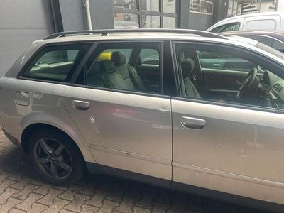 Second-hand Audi A4 102 CP (75 kW) 2003 Argintiu Break