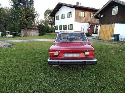 Gebraucht Volvo 244 92 PS (67 kW) 1978 Rot Limousine