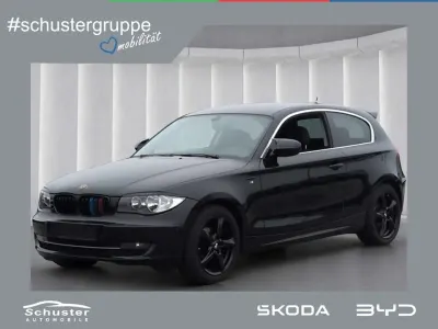Gebraucht BMW 116 Sport Line 122 PS (89 kW) 2011 Schwarz Kleinwagen