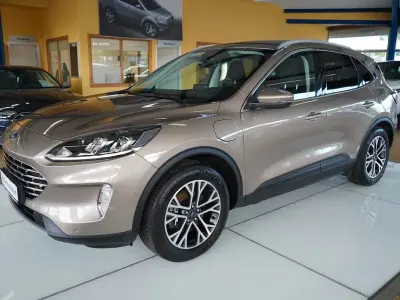 Gebraucht Ford Kuga Titanium 152 PS (111 kW) 2020 Silber SUV