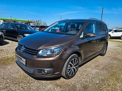 Gebraucht VW Touran Comfortline 140 PS (102 kW) 2012 Braun Van / Kleinbus