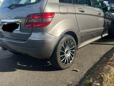 Mercedes B150
