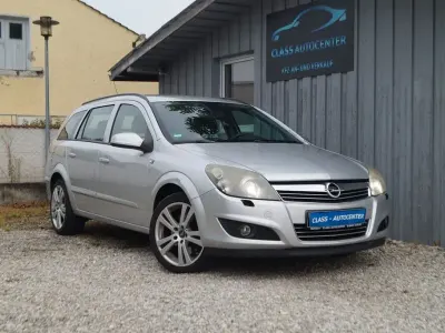 Gebraucht Opel Astra Innovation 125 PS (91 kW) 2009 Silber Limousine