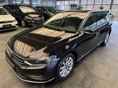 Schwarz Gebraucht 2024 VW Passat Elegance Kombi | 26.400 € (Fairer Preis)