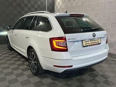 Gebraucht Skoda Octavia Soleil 150 PS (110 kW) 2019 Weiß Kombi