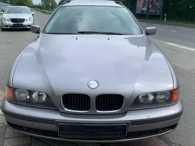 Gebraucht BMW 525 192 PS (141 kW) 2000 Kombi