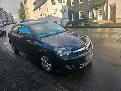 Gebraucht Opel Astra GTC Edition 85 PS (62 kW) 2009 Schwarz Kleinwagen