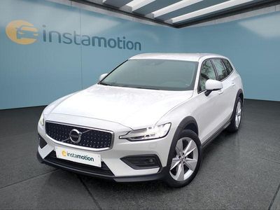Gebraucht Volvo V60 CC 197 PS (144 kW) 2021 Weiß Kombi