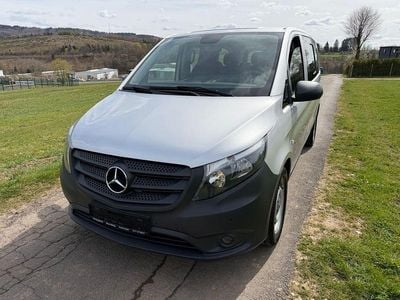 Gebraucht Mercedes Vito 163 PS (119 kW) 2020 Silber Van