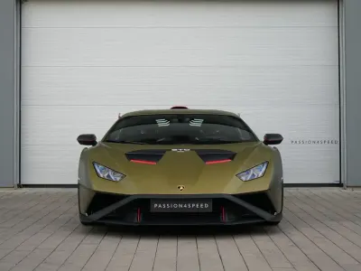 Gebraucht Lamborghini Huracán 640 PS (470 kW) 2022 Verde gea lucido Coupé