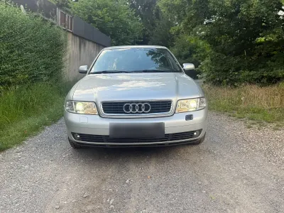 Gebraucht Audi A4 116 PS (85 kW) 2000 Silber Kombi