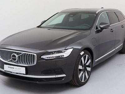 Grau Gebraucht 2025 Volvo V90 Plus Kombi | 46.950 € (Guter Preis)