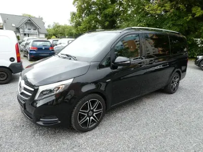Używany Mercedes V220 Exclusive 190 KM (139 kW) 2017 Czarny Minivan