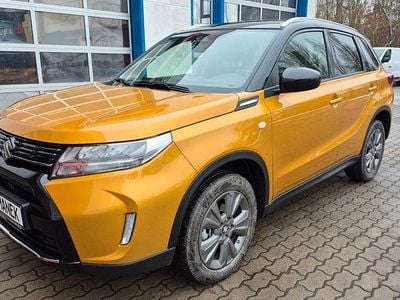 Neu Suzuki Vitara Comfort 102 PS (75 kW) 2025 Gold SUV