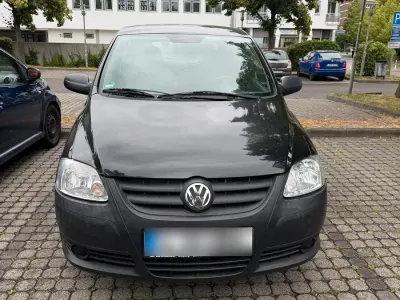 Gebraucht VW Fox 60 PS (44 kW) 2008 Schwarz Kleinwagen