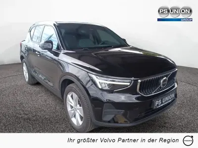 Gebraucht Volvo XC40 Core 163 PS (119 kW) 2025 Schwarz / onyx schwarz (metallic) SUV